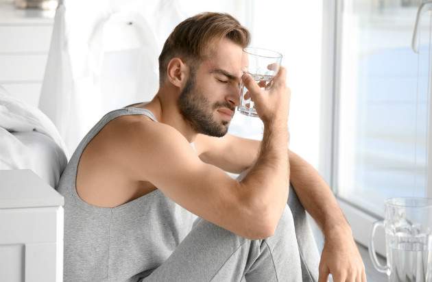 Nevoľnosť po pití Nevoľnosť po pití