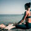 Stres sa usádza na chrbtici, pomôže joga