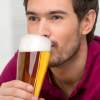 Dva poháre piva denne: Liek na mužské srdce?
