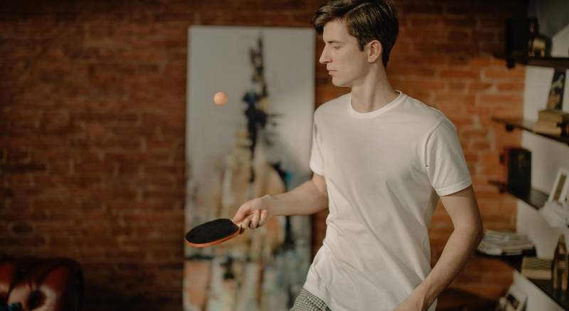 Interiérové triky pre zdravie a šport: Malé domáce telocvične s multifunkčným nábytkom